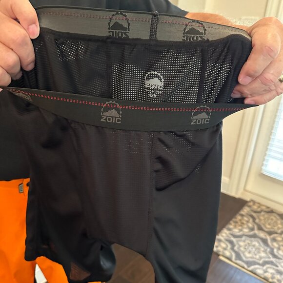 ZOIC Ether Shell Bike Shorts with Padded Liner Shorts- 36-38 - Picture 11 of 16